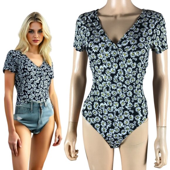 Inspired Hearts Black Daisy Floral V-neck Short Sleeve Bodysuit NWT LARGE - Picture 1 of 6
